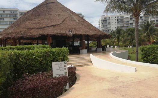 CANCUN RENTALS PUERTA DEL MAR AMARA 1B PH2