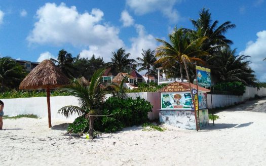 PUERTO MORELOS BEACH FRONT FOR SALE